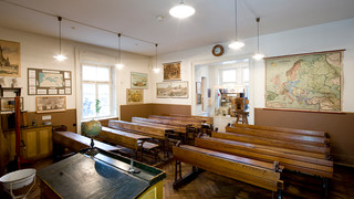 Klassenzimmer um 1900 im Schulmuseum Friedrichshafen am Bodensee | © Foto Anja Koehler
