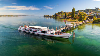 Untersee Schifffahrt Lang MS-Seestern Genuss Aperitif Blick auf Hegau Vulkane Sonnenuntergang | © REGIO-e.V. KD Studio