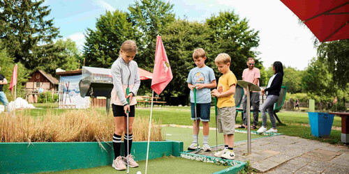 Seepark-Golf Pfullendorf: Fußball-Golf und Abenteuer-Golf | © Philipp Uricher