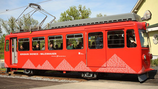 Nahaufnahme von der Zahnradbahn Rheineck-Walzenhausen in der Nähe vom Bodensee