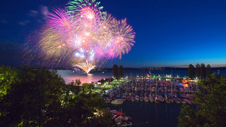 Feuerwerk auf dem Uhldinger Hafenfest (c) Photo: Achim Mende