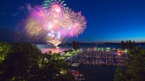 Feuerwerk auf dem Uhldinger Hafenfest (c) Photo: Achim Mende